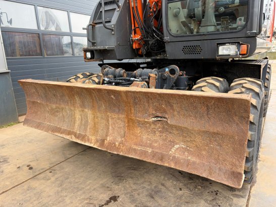 Hitachi ZX170W-3 ZX170W-3 2011 2 Wheeled Excavators image 25