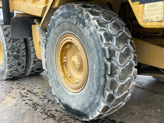 Caterpillar 773B 773B 1991 2 Dump Truck image 55