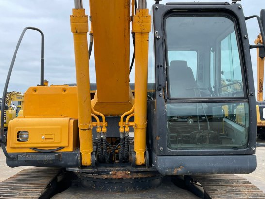 Hyundai R210LC-7A R210LC-7A 2009 2 Crawler Excavators image 10