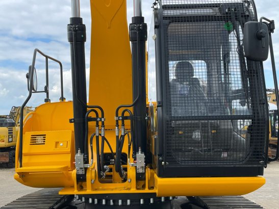 JCB 245 HD LR 245 HD LR 2025 1 Crawler Excavators image 25