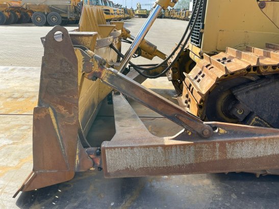 Caterpillar D6TLGP D6TLGP 2011 2 Dozers image 55