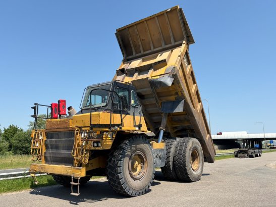 Caterpillar 775E 775E 2004 2 Dump Truck image 10