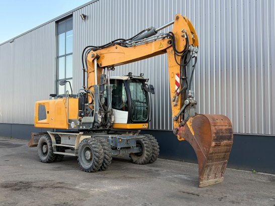 Liebherr A920 Litronic 10279 2013 2 Wheeled Excavators image 10