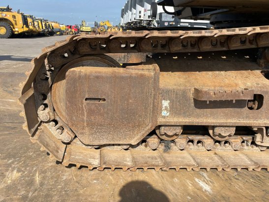 Hitachi ZX210LC-6 ZX210LC-6 2018 2 Crawler Excavators image 40