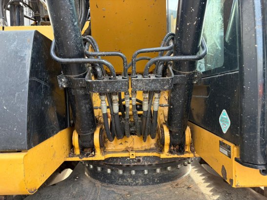 Caterpillar 320ELRR 320ELRR 2015 2 Crawler Excavators image 10