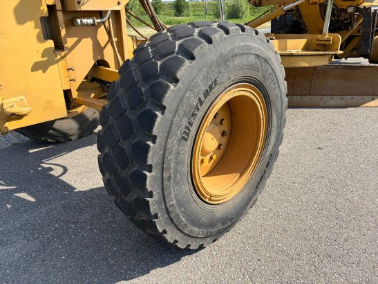 Caterpillar 140H 140H 2006 2 Motor graders image 40