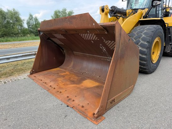 Caterpillar 966M XE 966M XE 2017 2 Wheel Loaders image 10