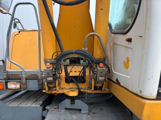 Liebherr A314 A314 2006 2 Wheeled Excavators image 48