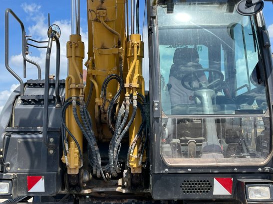 Hitachi ZX170W-5B ZX170W-5B 2016 2 Wheeled Excavators image 25