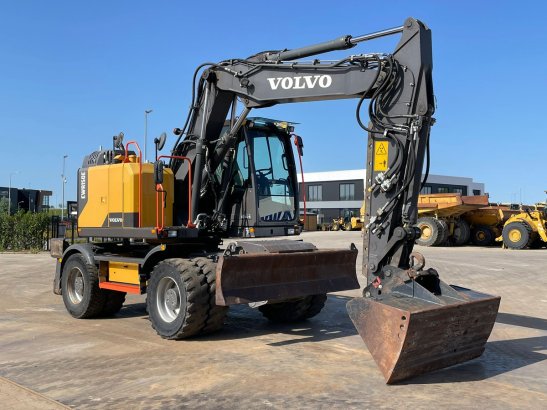Volvo EWR150E EWR150E 2017 2 Wheeled Excavators image 38