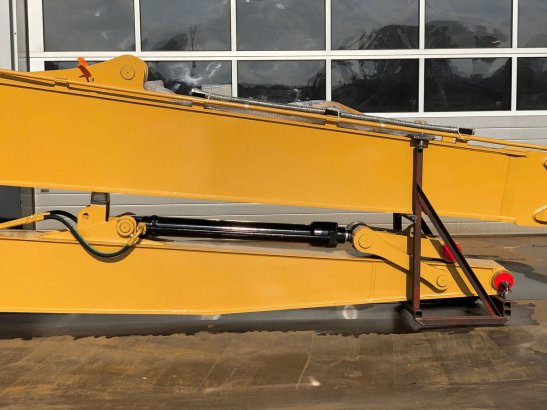 Caterpillar EIK 330D / CAT 336D E F 18.5 M long reach boom pakage EIK 330D / CAT 336D E F 18.5 M long reach boom pakage 20...