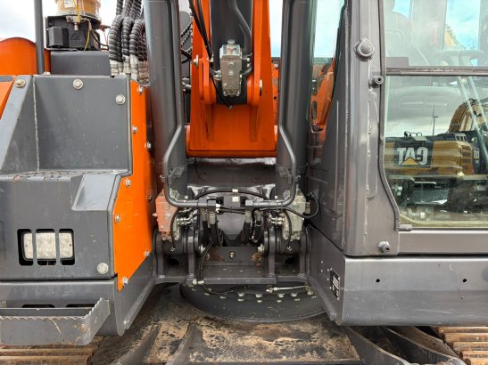 Doosan DX140LCR-7 Doosan DX140LCR-7 2022 2 Crawler Excavators image 25