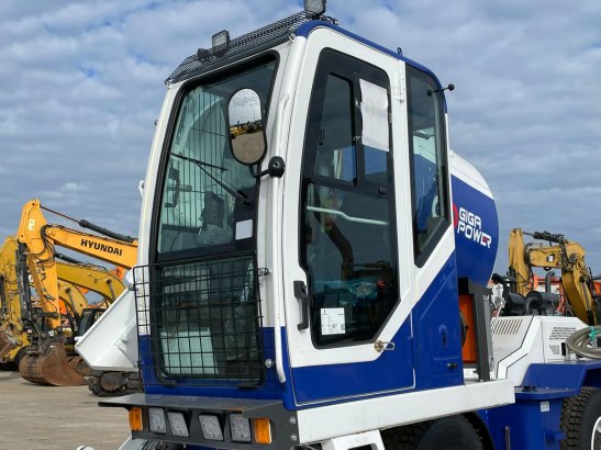 Giga power GW5500 Self Loading Concrete Mixer Giga power GW5500 Self Loading Concrete Mixer 2026 1 image 10