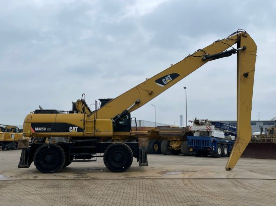 Caterpillar M325D MH M325D MH 2013 2 Other cranes image 11