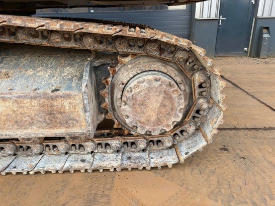 Liebherr R950 SHD (R945 / R946) R950 SHD (R945 / R946) 2015 2 Crawler Excavators image 11