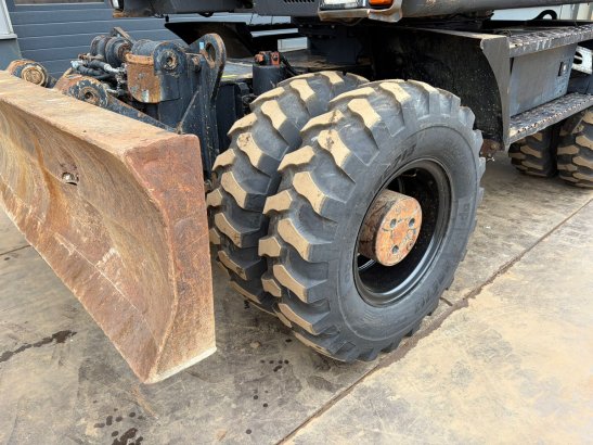 Hitachi ZX170W-3 ZX170W-3 2011 2 Other cranes image 11