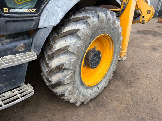 JCB 4CX 2153 2015 2 image 11