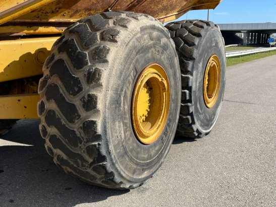 Caterpillar 740 740 2008 2 Articulated Dump Trucks image 11