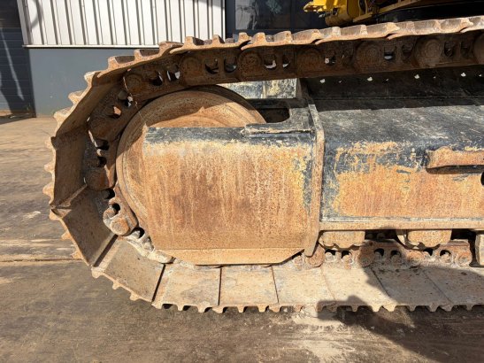 Caterpillar 336 07B 44 2020 2 Crawler Excavators image 11
