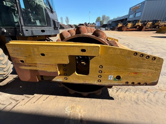 Caterpillar CP76 CP76 2011 2 image 26