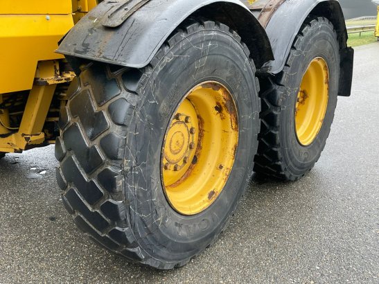 Caterpillar 140H CE 140H CE 2006 2 Motor graders image 41