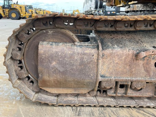 Caterpillar 336 GC 07A - CE Certified 44 2019 2 Crawler Excavators image 11