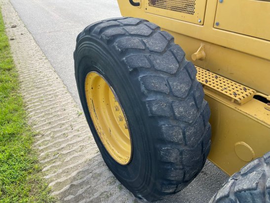 Caterpillar 12M (12G/12H/140M) 12M (12G/12H/140M) 2011 2 Motor graders image 11
