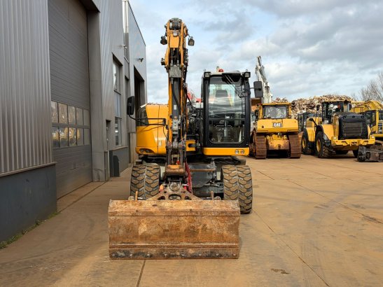 Liebherr A910 Compact A910 Compact 2018 2 Wheeled Excavators image 56