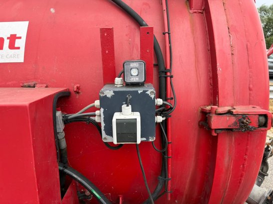 Ravo Twint Vacuum tank Ravo Twint Vacuum tank 2 Tanker semi trailers image 11