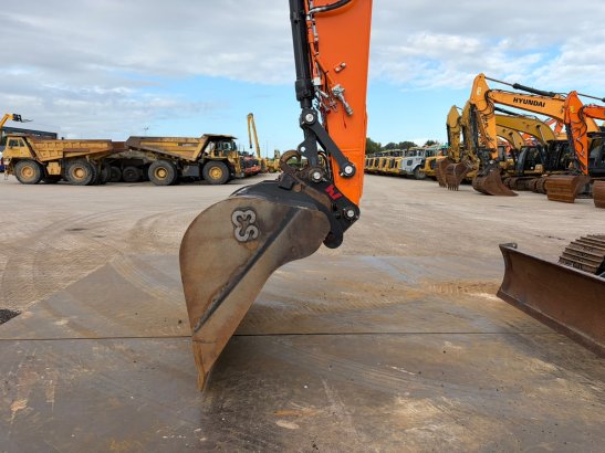 Doosan DX140LCR-7 Doosan DX140LCR-7 2022 2 Crawler Excavators image 26