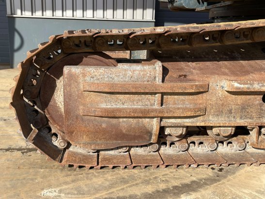 Hyundai Robex 300NLC-9A Robex 300NLC-9A 2014 2 Crawler Excavators image 26