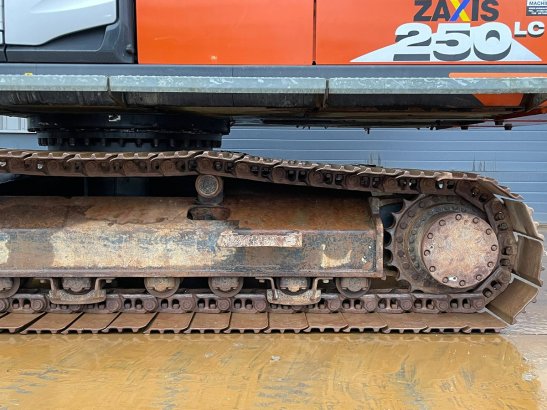 Hitachi ZX250LC-6 ZX250LC-6 2018 2 Crawler Excavators image 27