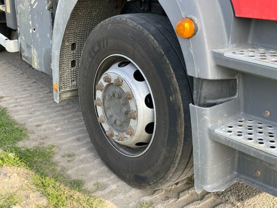 MercedesBenz 1829 Axor MercedesBenz 1829 Axor 2007 2 image 12