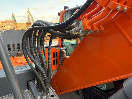 Doosan DX140LCR-5 Doosan DX140LCR-5 2017 2 Crawler Excavators image 12
