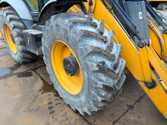 JCB 4CX 2153 2015 2 image 12
