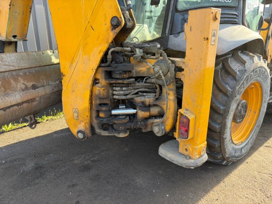 JCB 4CX 2153 2015 2 image 12