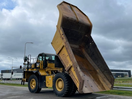 Heavy machinery product image - Image 12 of 15