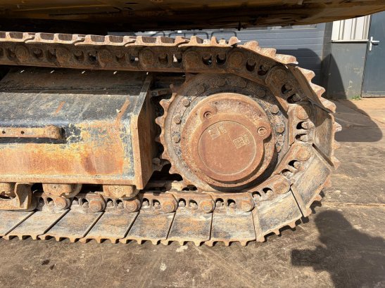 Caterpillar 336 07B 44 2020 2 Crawler Excavators image 12