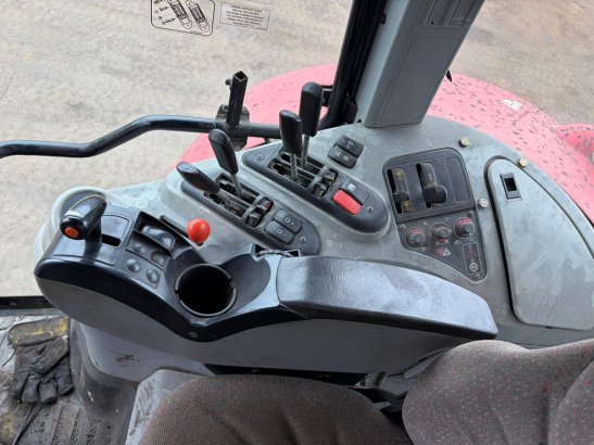 Massey Ferguson 6480 Dyna-6 F32B43GS113A Massey Ferguson 6480 Dyna-6 F32B43GS113A 2008 2 image 12