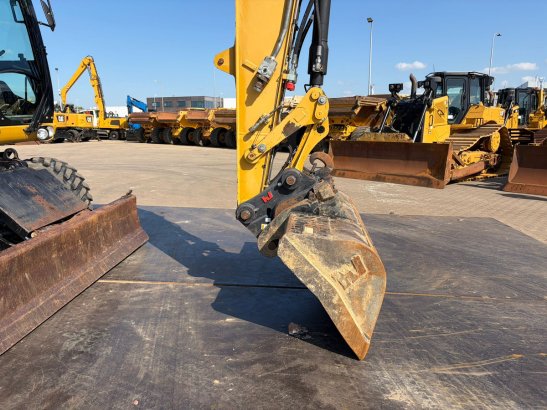 Caterpillar M313D VA - Outriggers + Blade M313D VA - Outriggers + Blade 2012 2 Wheeled Excavators image 12