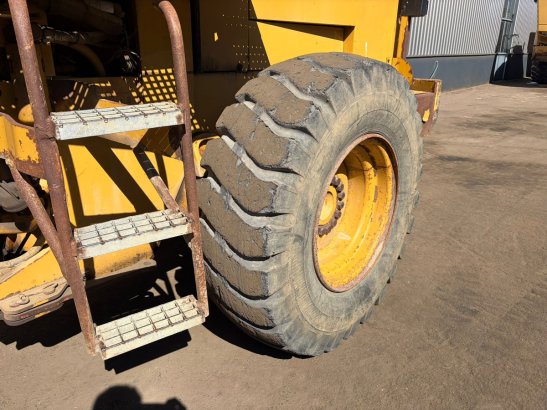 Caterpillar 928F 928F 1995 2 Wheel Loaders image 12
