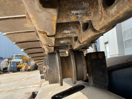 Hyundai R320NLC-7A R320NLC-7A 2007 2 Crawler Excavators image 12