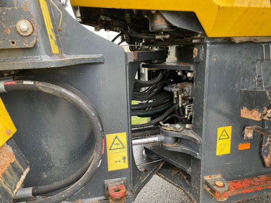 Komatsu WA380-5H WA380-5H 2004 2 Wheel Loaders image 42