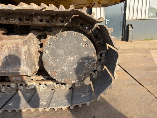 Komatsu PC490LCD-11 PC490LCD-11 2019 2 Crawler Excavators image 12
