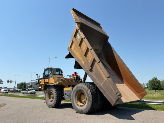 Caterpillar 775E 775E 2004 2 Dump Truck image 12