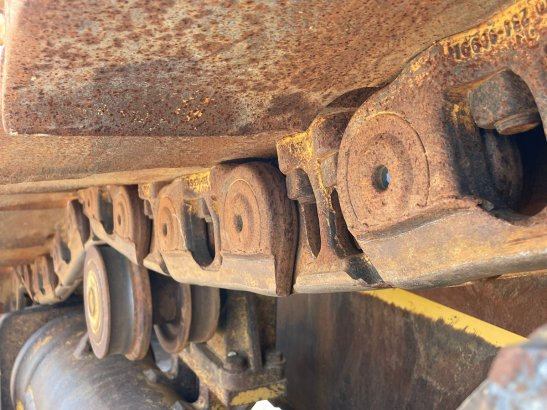 Caterpillar D6T XL D6T XL 2011 2 Dozers image 12