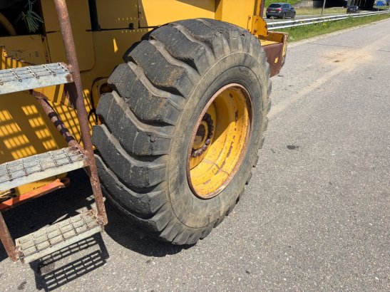 Caterpillar 928F 928F 1995 2 Wheel Loaders image 12