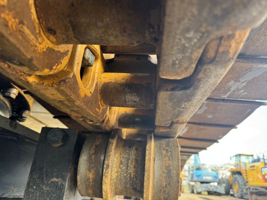 Caterpillar 374FL 374FL 2013 2 Crawler Excavators image 42