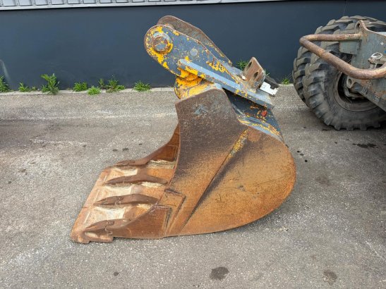 Liebherr A918 Compact Litronic A918 Compact Litronic 2013 2 Wheeled Excavators image 12