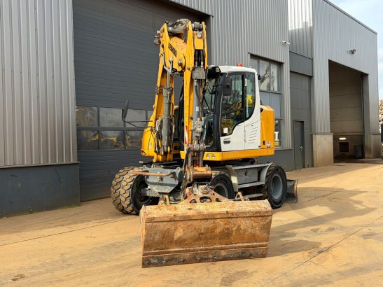 Liebherr A910 Compact A910 Compact 2018 2 Wheeled Excavators image 57